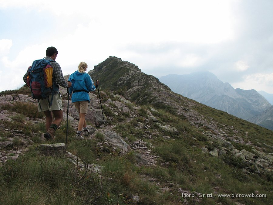 cimagpII 050.jpg - Ora camminiamo vicini alla cresta